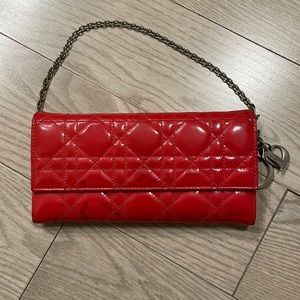 Dior wallet with chain